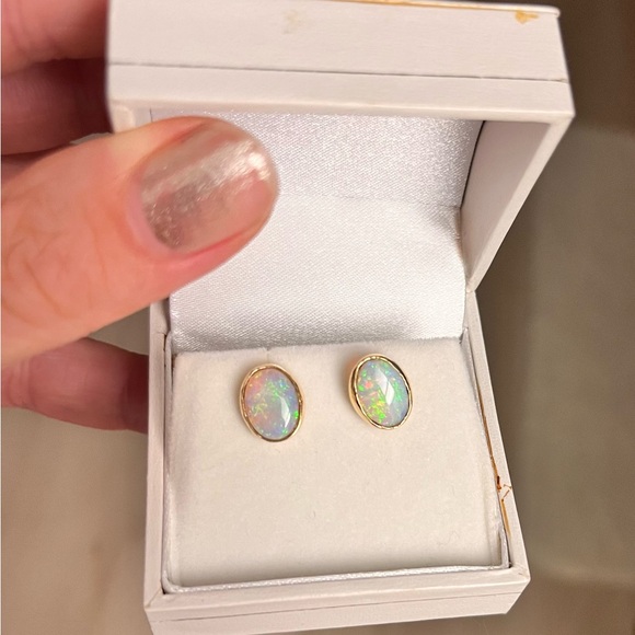 14k gold opal stud earrings